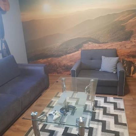 Apartament Folkowy Wujek Pod Gromadzyniem Ustrzyki Dolne Luaran gambar